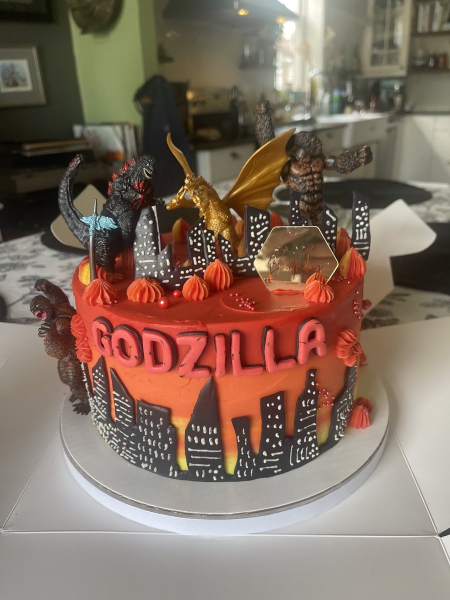 Bro check out my cake