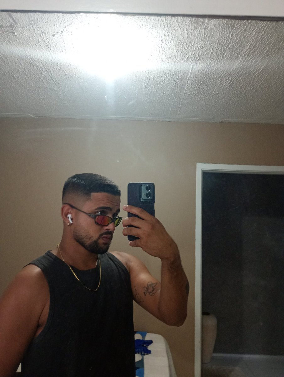 libriano tweet media