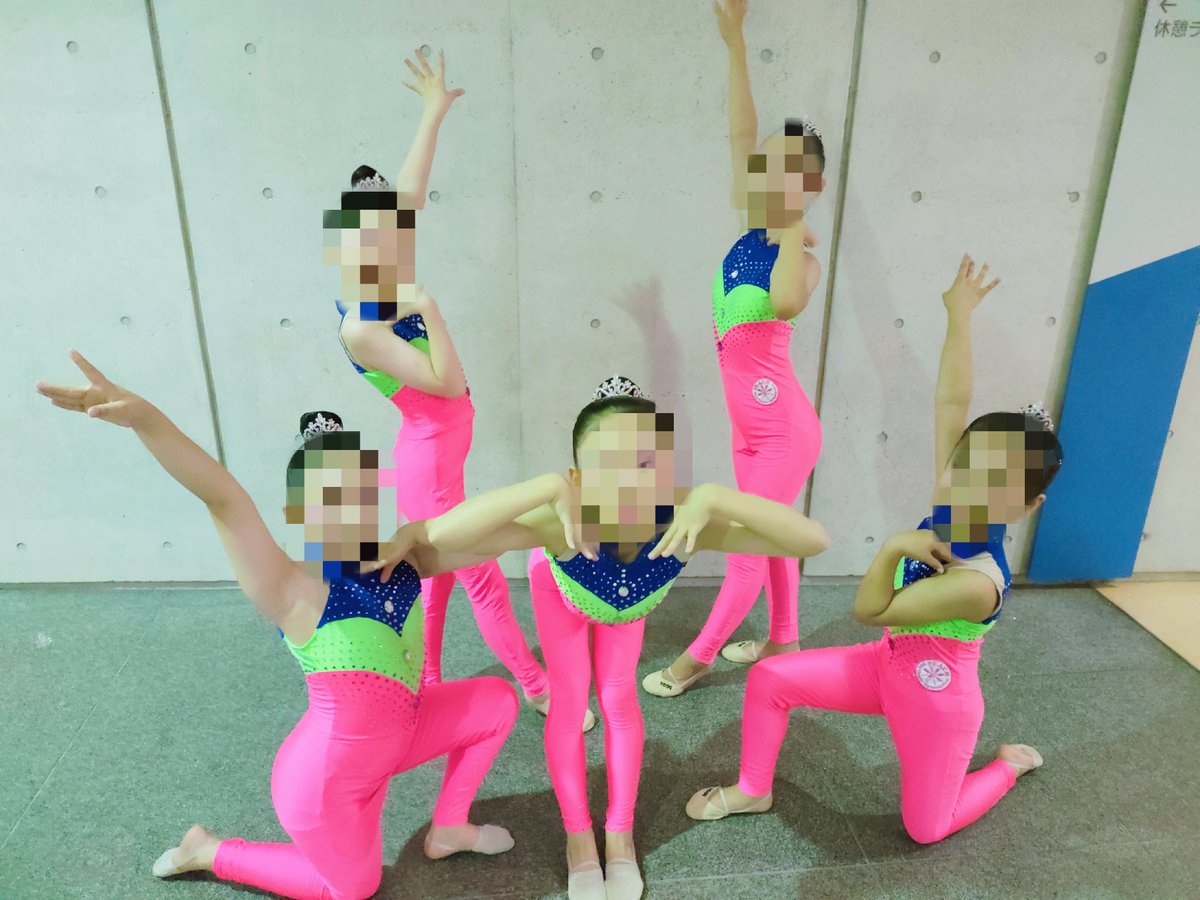peach_rg's tweet photo. 全日本団体選手権終わりました✨
みんな精一杯演技してくれました！
#peach新体操クラブ#団体選手権 https://t.co/r2vulvHn0i