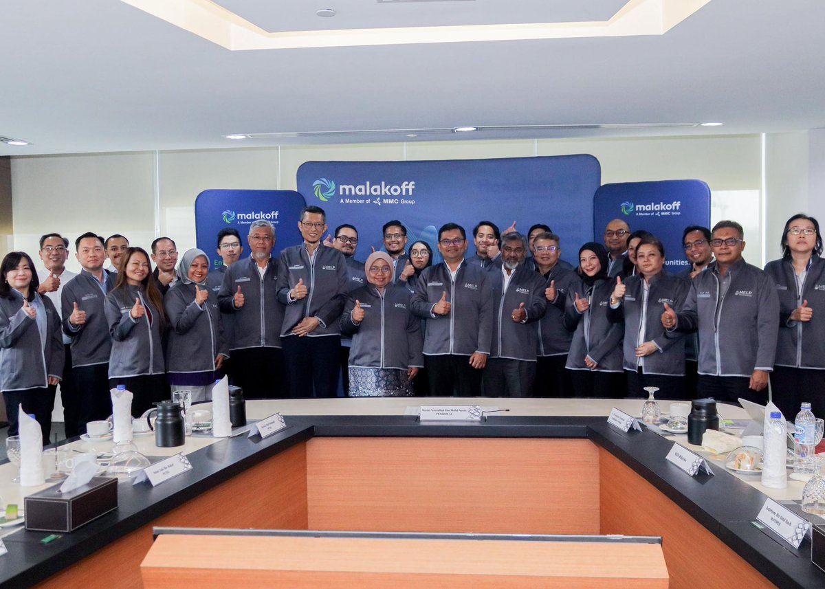 md_zuwairi's tweet photo. erajaan dan parti
3.Menjadikan lawan sebagai JKKK,CYTRO Berbayar SKOMM
4.Mengagihkan projek,tender pada kroni,proksi,family
5.Memastikan status quo elit atasan 
6.Semua di atas 

Reformasi Malaysia 🇲🇾!

#RafiziRamli #AyuhMalaysia2.0 #Reformasi2.0 https://t.co/6CMAT4ytaK