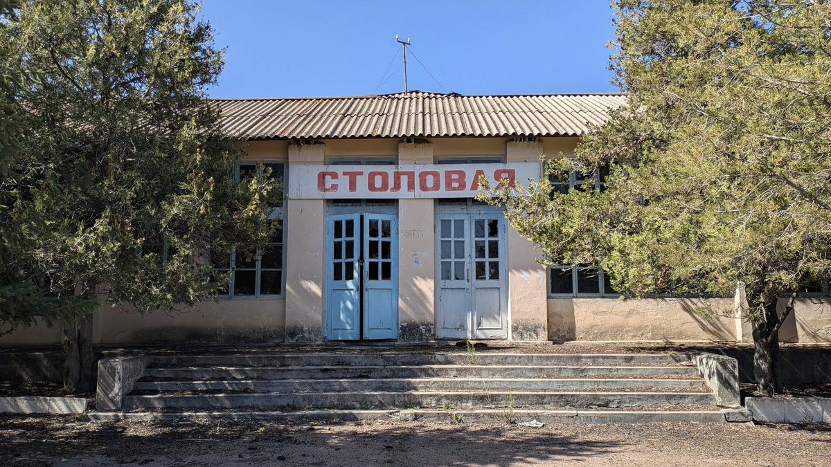_argyl's tweet photo. NEW VIDEO: https://t.co/CQoQuzS78G

Footage from my travels across Kyrgyzstan 🇰🇬
Canyons, lakes, mountains, and Soviet ruins https://t.co/o1Gr2ONv9G
