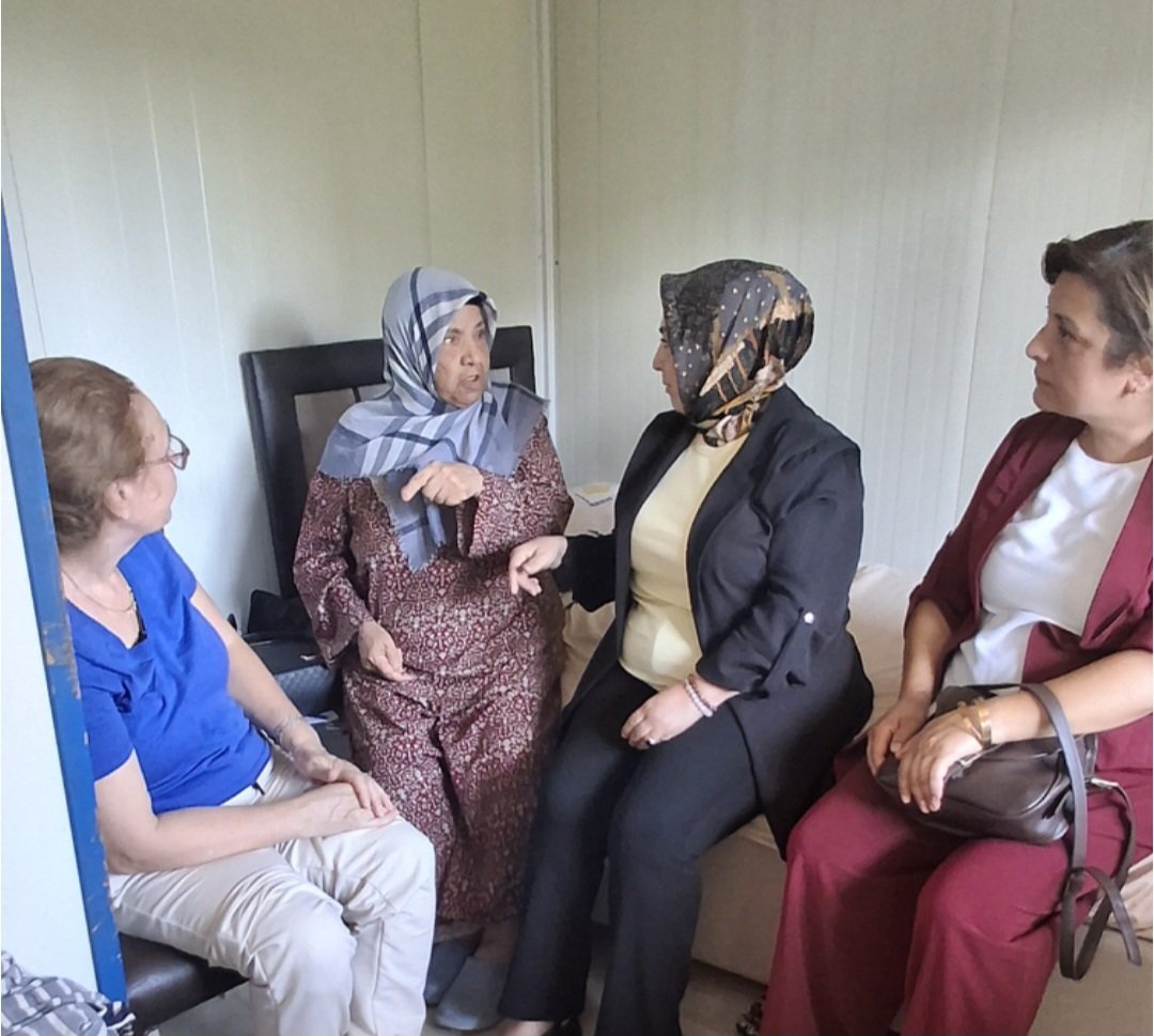 📍Kurttepe Mahallesi 
Bugün rahatsız olan Ayşe  teyzemizi ziyaret ederek geçmiş olsun dileklerimizi ilettik.Dualarımız onunla.
Ayşe teyze nezdinde tüm hastalarımıza Allah’tan acil şifalar 
<a href="/omerrcelik/">Ömer Çelik</a> <a href="/tugbaisikercan/">Tuğba IŞIK ERCAN</a> <a href="/KaramikSunay/">Sunay Karamık</a> <a href="/abdullahdogru01/">Abdullah Doğru</a> <a href="/farukaytek/">Faruk Aytek</a> <a href="/Tamer_Dagli/">Tamer Dağlı 🇹🇷</a>