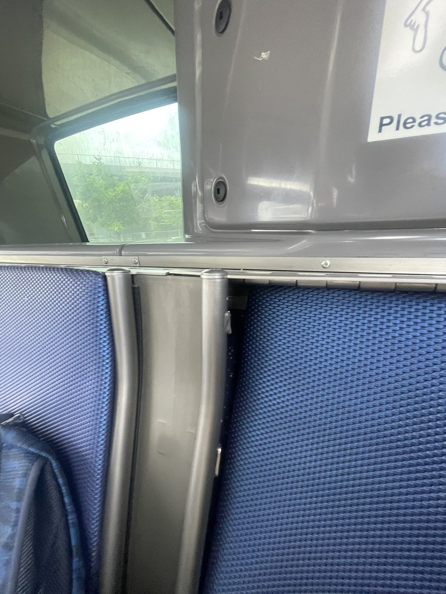 ERamirezDC's tweet photo. @wmata U should tell the ops to do a Pre-Trip Inspection if everything it's working and the seats are good.... On 4674 Block L-119 on P33 (R4).... This I have experienced this unit same problem so this issue never was fixed.... Thank you! https://t.co/OBWeQfcFD9