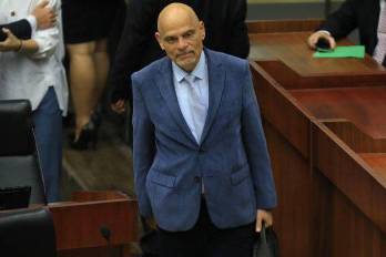 Diputado Ernesto Cedeño elegido para ocupar la Presidente de la Comisión de Comercio de la Asamblea Nacional. HD Ariana Coba, Vice Presidente y Jamis Acosta, Secretario.