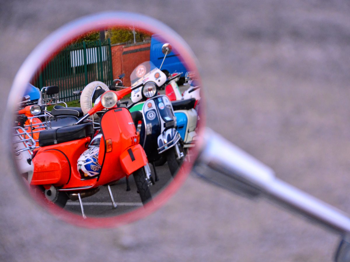 #AlphabetChallenge #WeekGforGlass 
Scooter mirror