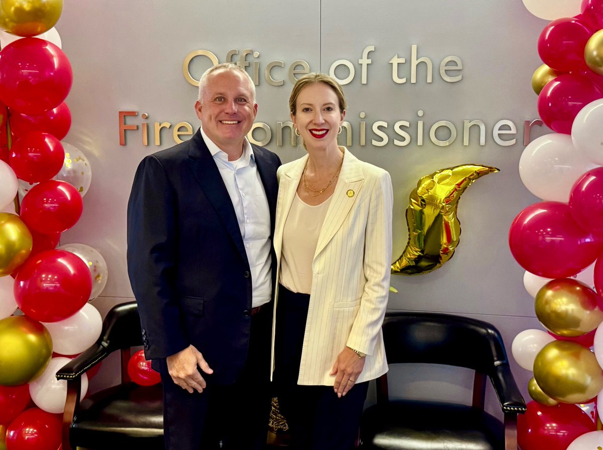Happy one-year anniversary to NYC Fire Commissioner Robert Tucker!

Inspector General Lucy Lang met with @fdnyfc at @fdny HQ today to mark the milestone &amp; discuss their shared commitment to good government.

Thank you to NY’s Bravest &amp; Best for all they do to keep NYers safe.