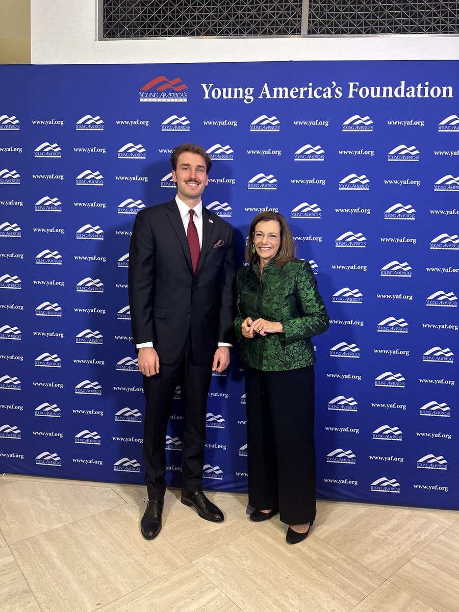 jsuggs1776's tweet photo. I had the privilege of attending @yaf’s National Conservative Student Conference last week. It was incredible to meet and listen to numerous leaders in the conservative movement including Scott Jennings, Ben Carson, Scott Bessent, and many more.

@_YAFreedom https://t.co/dZ6SEQsIQ1