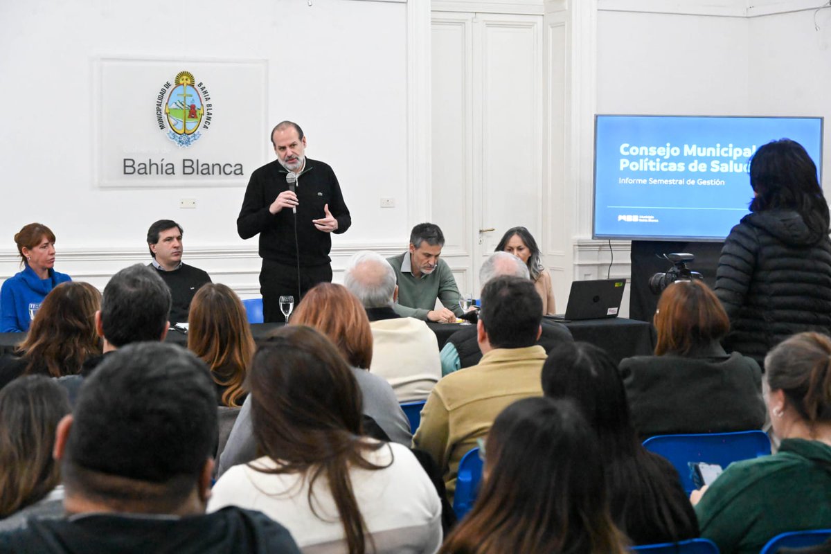 fsusbielles's tweet photo. En el Consejo Municipal de Políticas de Salud presentamos el Informe Semestral 2025 que refleja un compromiso renovado para fortalecer el primer nivel de atención, acercar la salud a cada barrio y garantizar cuidado integral para los bahienses. https://t.co/UBJGwhpXI7