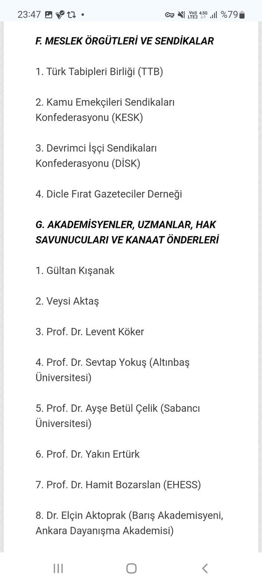 Arkadaşlar bu akşam çok umutlandım.Çünkü DEM ve CHP nin komisyonda dinlenmesi için önerdiği isimler tüm toplumsal kesimleri kapsıyor.Bu da ülkenin geleceği için çok çok değerli.