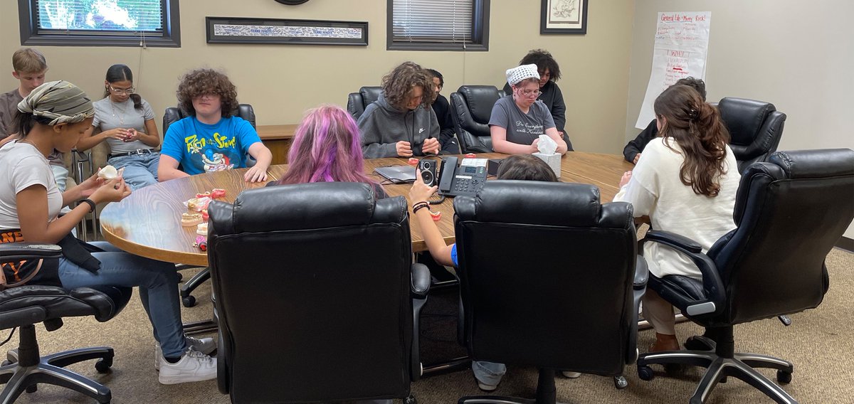 JohnsDentalLab's tweet photo. We had a wonderful time showing our family-owned lab to young people attending the Youth Entrepreneur Camp hosted by West Central Indiana Small Business Development Center!

Thank you, Courtney, for the amazing work you do for our future generations!

#johnsdental #smallbusiness https://t.co/XCCxAYe9oL