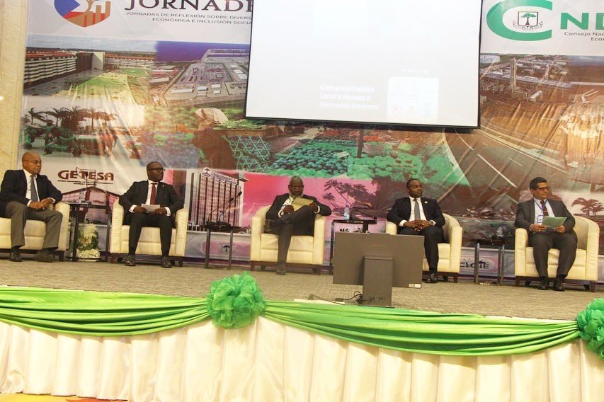 Panel 4 - Comercialización Local y Acceso a Mercados Externos.