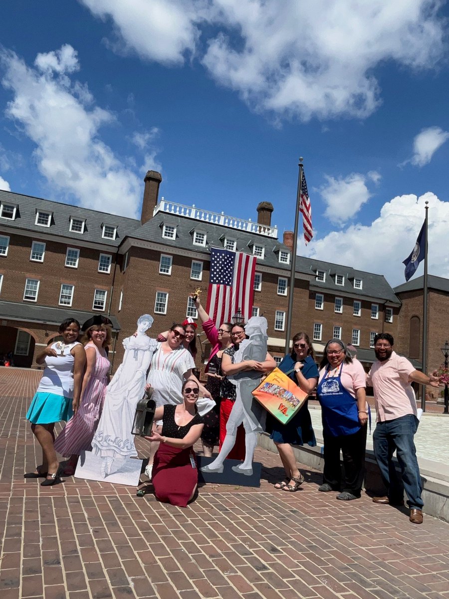 CanekForCouncil's tweet photo. It's #CityHallSelfie Day! 🤳
@AlexandriaVAGov https://t.co/inLQCgwYdv