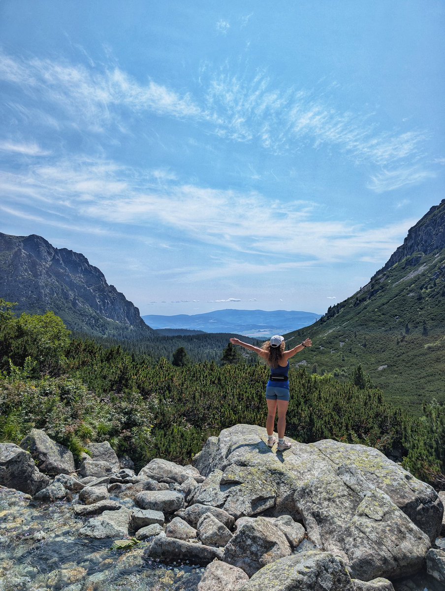 lilyc2021r's tweet image. Ahoy fam! 💜

took a month off social media — pure detox mode 🌿
best decision of the summer: more time for myself, my thoughts, my inner compass
✨

now back, refreshed… and still waiting for Monad mainnet🫶🏻💜

@monad