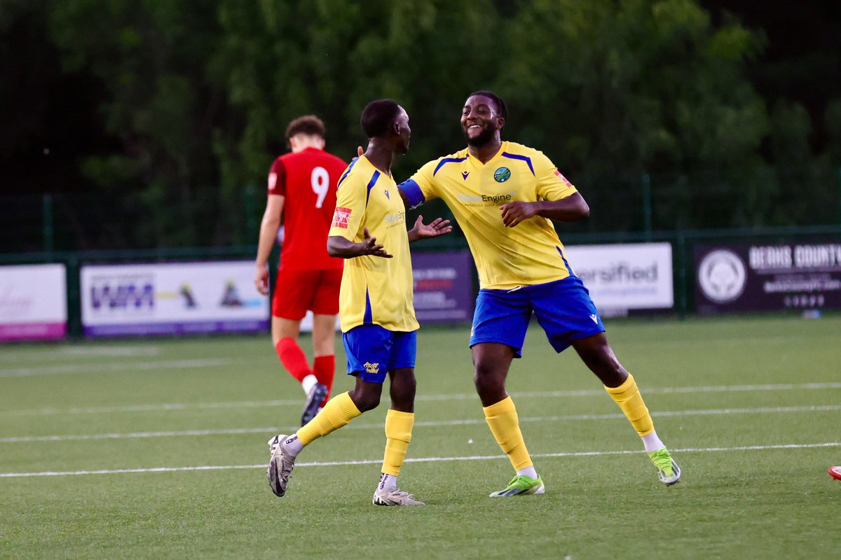 Ascot United FC tweet media