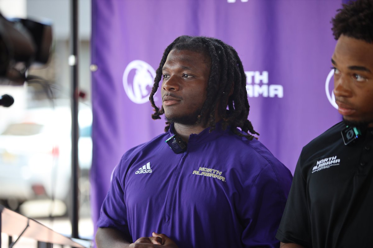 North Alabama Football (@unafootball) on Twitter photo UNA Fall Media Day โ
We had a great time at Lost Pizza in downtown Florence!
#RoarLions ๐ฆ UNA Fall Media Day โ
We had a great time at Lost Pizza in downtown Florence!
#RoarLions ๐ฆ
