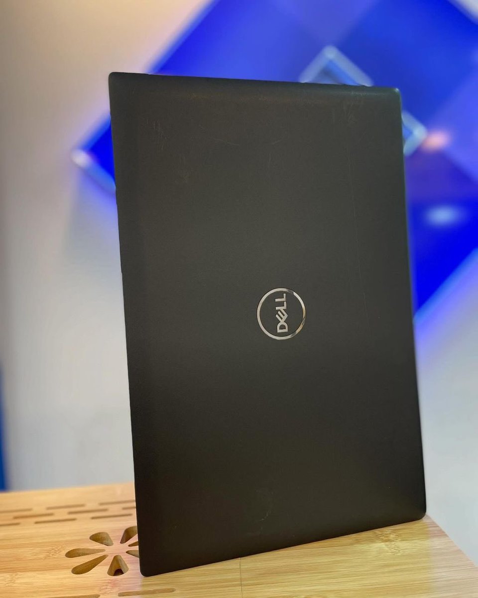 PlaceSama's tweet photo. #Prix: 💵175.000FCFA
#Dell Latitude 3520
👉Processeur : Intel Core i3 de 11e génération : i3-1115G4, 2 cœurs / 4 threads, fréquence jusqu’à 4.1 GHz
👉Mémoire vive (RAM) : #8Go DDR4 (extensible à 32Go)
👉Stockage : SSD #128Go + #500Go
👉État neuf avec sac offert https://t.co/iPVIOHgYb1