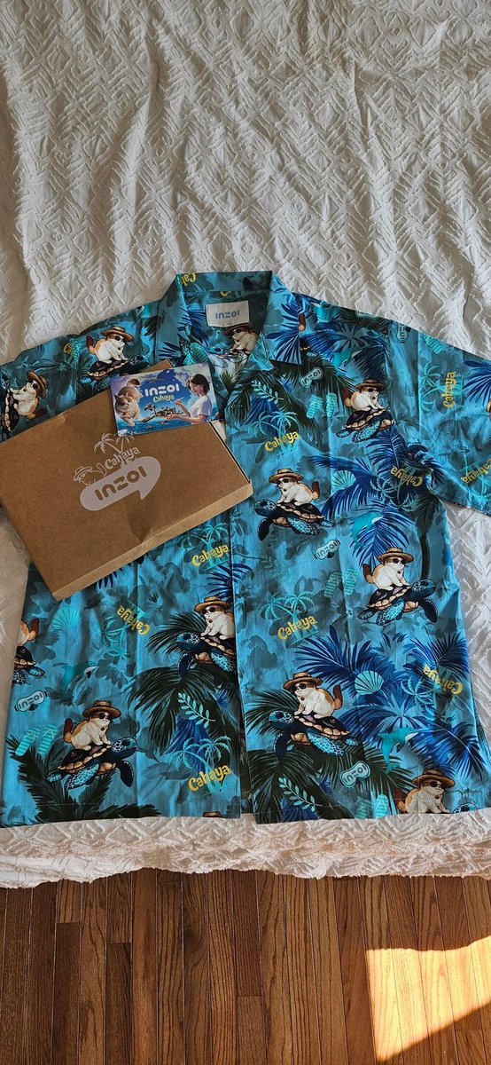 LazybubMew's tweet photo. Who has 2 thumbs, is ready for the #inZOI Cahaya update, AND has a super cool shirt with a cat surfing on a turtle?! 😎 This gal, right here! Thank you soooo much, inZOI Team for the gift 🥰 #inzoiupdate #inZOIpartner @PlayinZOI https://t.co/An58sP4wUM