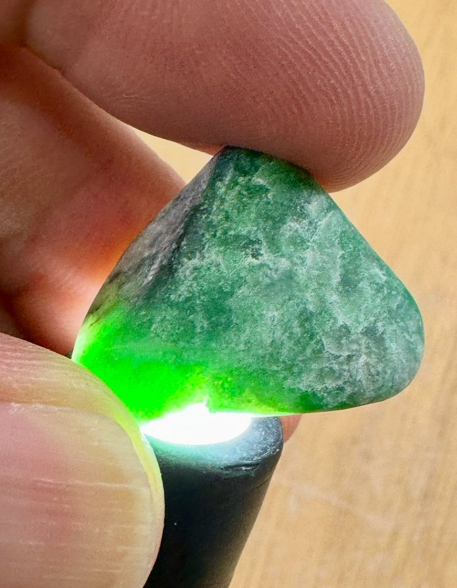 糸魚川翡翠　金山産⭐︎瑞波 糸魚川翡翠｜66hakuba