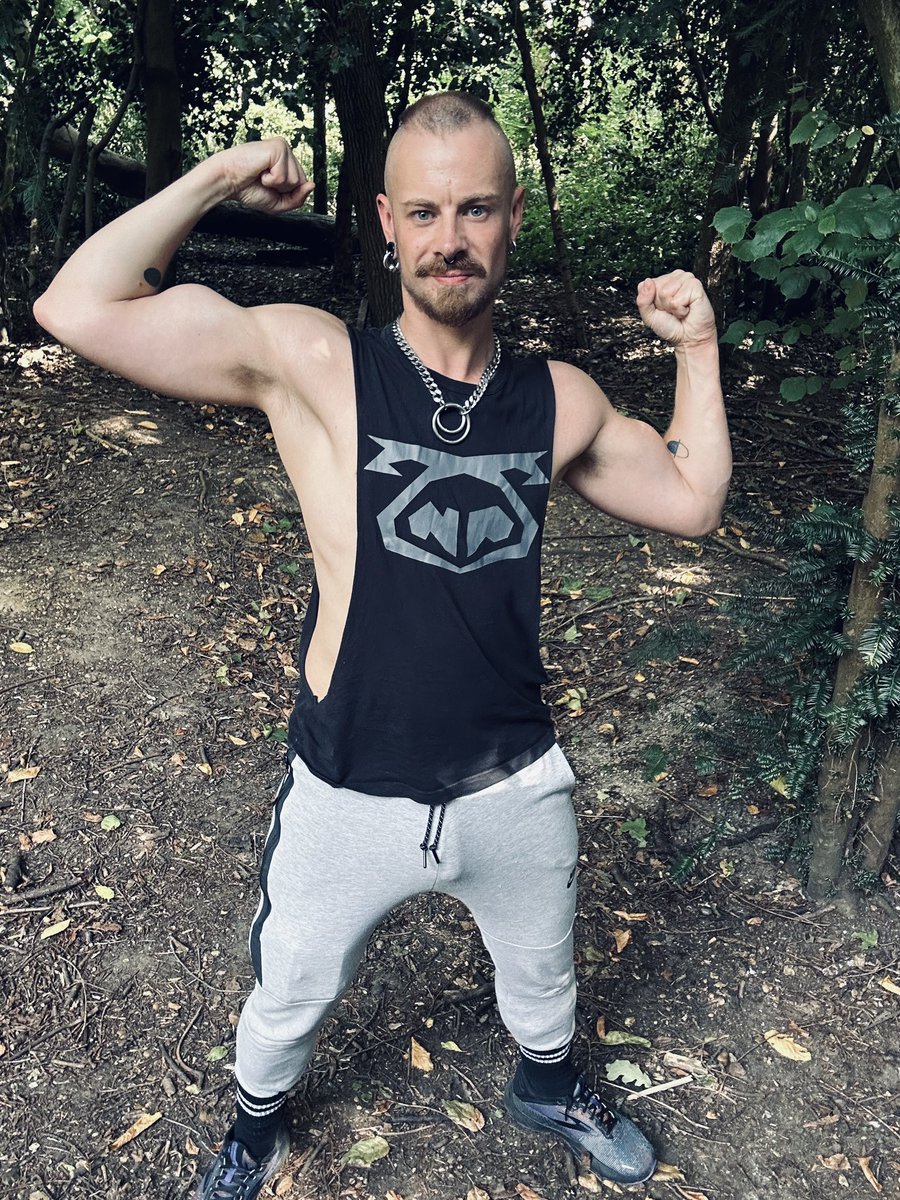 Making the most of the cruising weather 😜