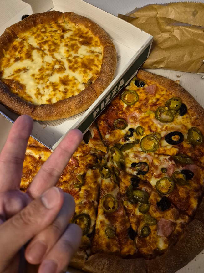 PetGamesStudios's tweet photo. Celebrating the release of my game today! 🍕 Huge thanks to everyone for the support over the past six months of development. Whether it blows up or stays small, I’m grateful for every player who gives "Pet Island Adventure" on Fortnite a try❤️
0249-4842-3886
#Fortnite https://t.co/ZShgjKW6v6