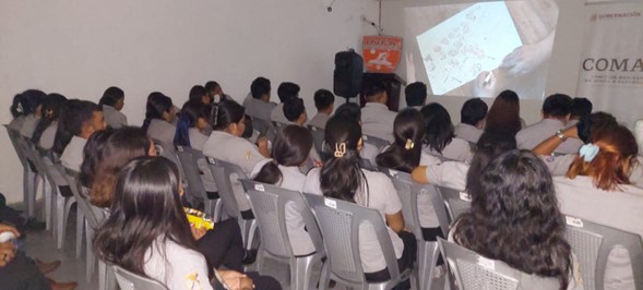 Comisión Mexicana de Ayuda a Refugiados (@comar_sg) on Twitter photo En #Palenque, la #COMAR realizó la proyección del documental Villa Olímpica, del director Sebastián Kohan. La actividad se llevó a cabo en la Oficina de Representación, con la participación de personas refugiadas, y en la Universidad <a href="/UniversidadINFA/">Universidad INFA </a> con la comunidad estudiantil En #Palenque, la #COMAR realizó la proyección del documental Villa Olímpica, del director Sebastián Kohan. La actividad se llevó a cabo en la Oficina de Representación, con la participación de personas refugiadas, y en la Universidad <a href="/UniversidadINFA/">Universidad INFA </a> con la comunidad estudiantil
