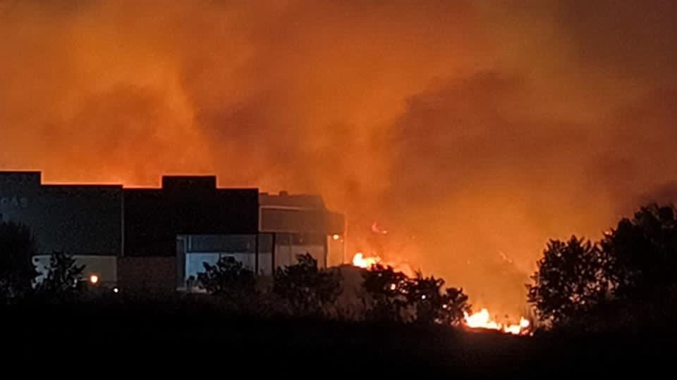 edugaaav's tweet photo. @paconunez_ Gracias @paconunez_. Es lo que necesita nuestro pueblo, efectivos en la zona. La entrada al pueblo hace unos minutos. https://t.co/UbLE96w1h3