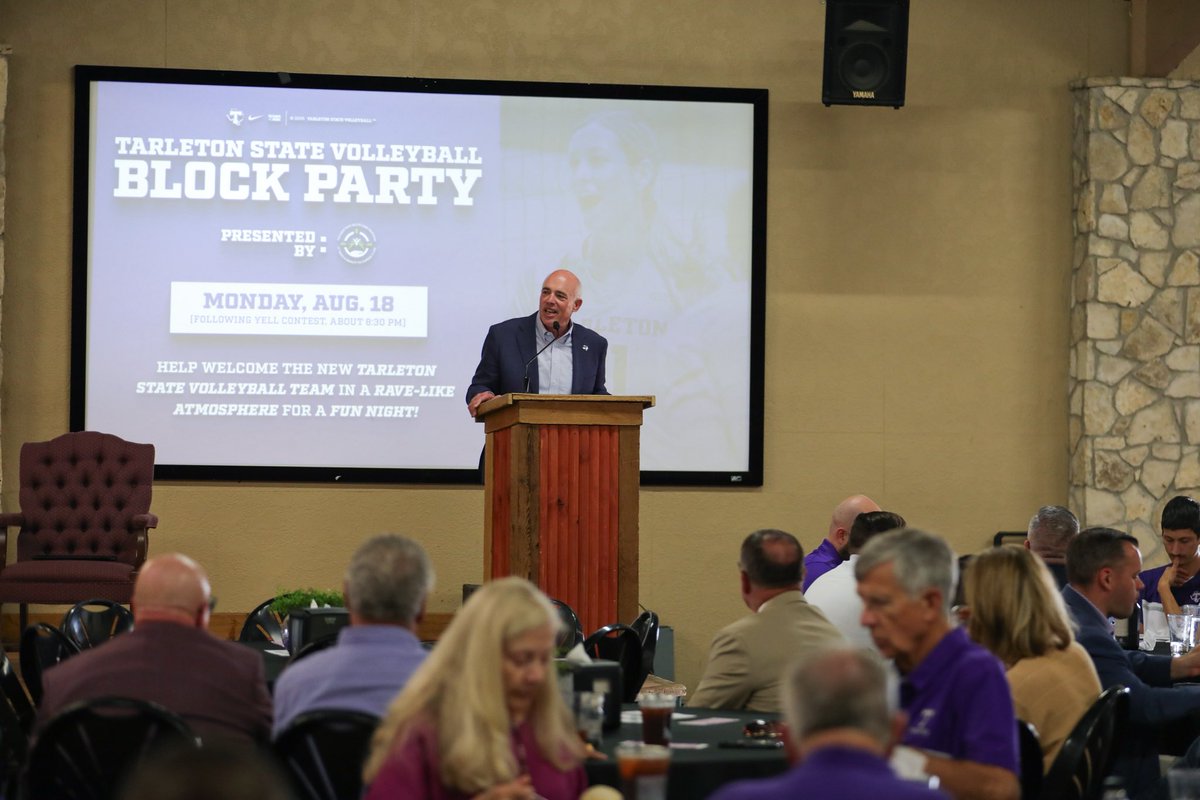 TarletonVB's tweet image. Enjoyed listening to Coach Jazz speak at the first Texan Club Luncheon on the 2025 season😌

#1STDOWN | #TEXANNATION