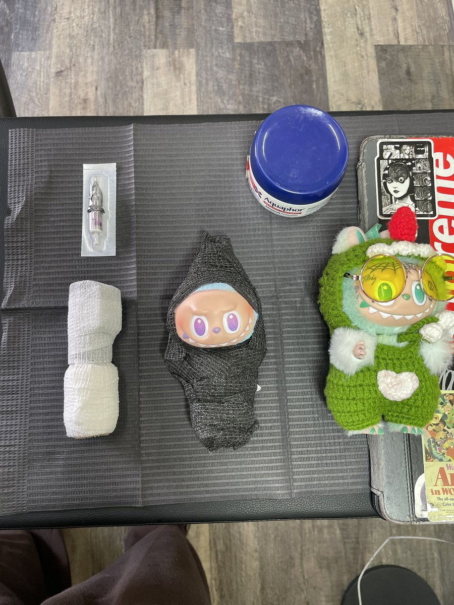 Vinceptional's tweet photo. One of my best sitting clients https://t.co/EPUmpxplJQ