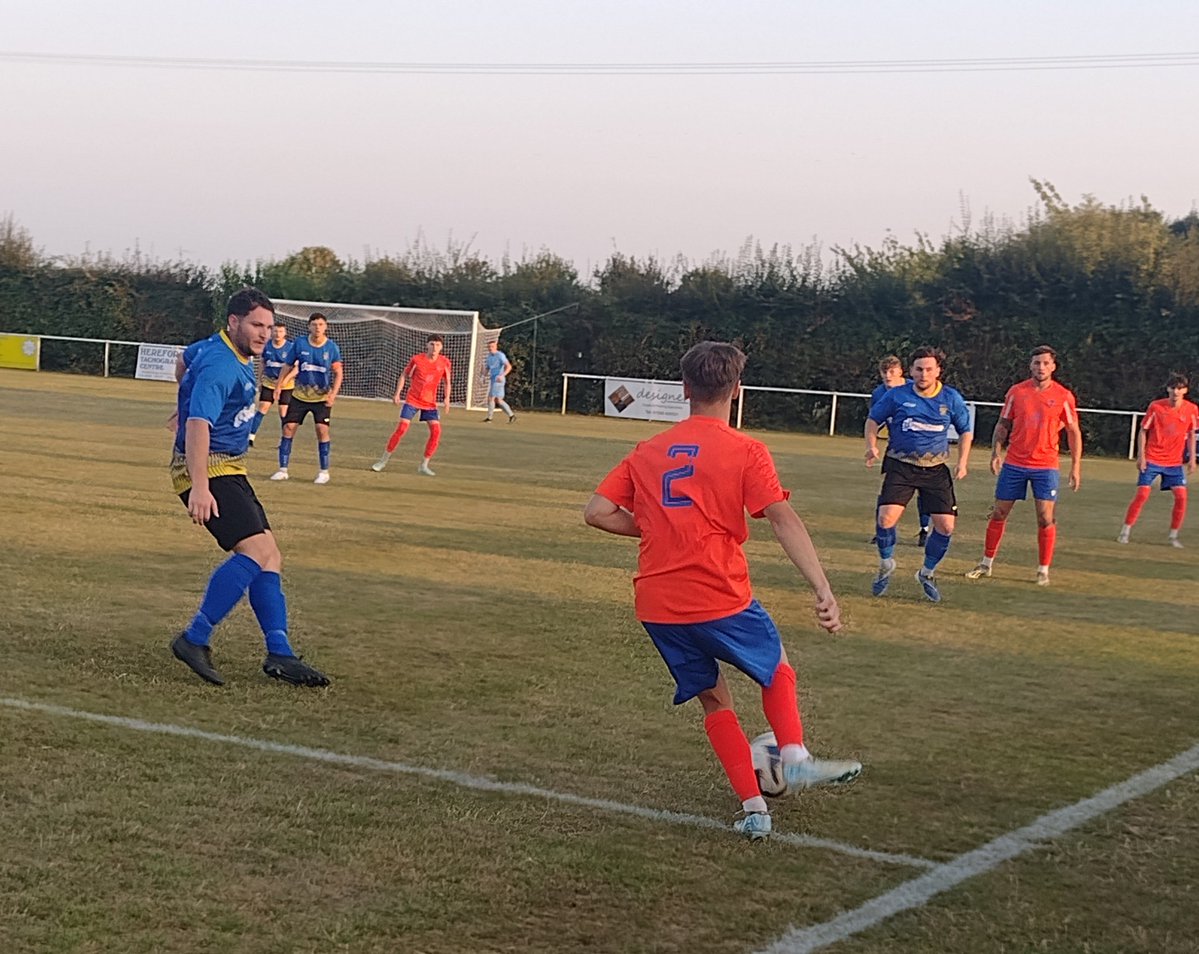 Gwyn Evans (@evsbech1) on Twitter photo Tonight it was <a href="/WellingtonFC1/">Wellington FC</a> 3 <a href="/BewdleyTownFC/">Bewdley Town FC</a> 5 in Hellenic League Division 1. An enjoyable entertaining game with some good goals. Bewdley came back from 2-0 down to deservedly take the 3 points in the end. Tonight it was <a href="/WellingtonFC1/">Wellington FC</a> 3 <a href="/BewdleyTownFC/">Bewdley Town FC</a> 5 in Hellenic League Division 1. An enjoyable entertaining game with some good goals. Bewdley came back from 2-0 down to deservedly take the 3 points in the end.