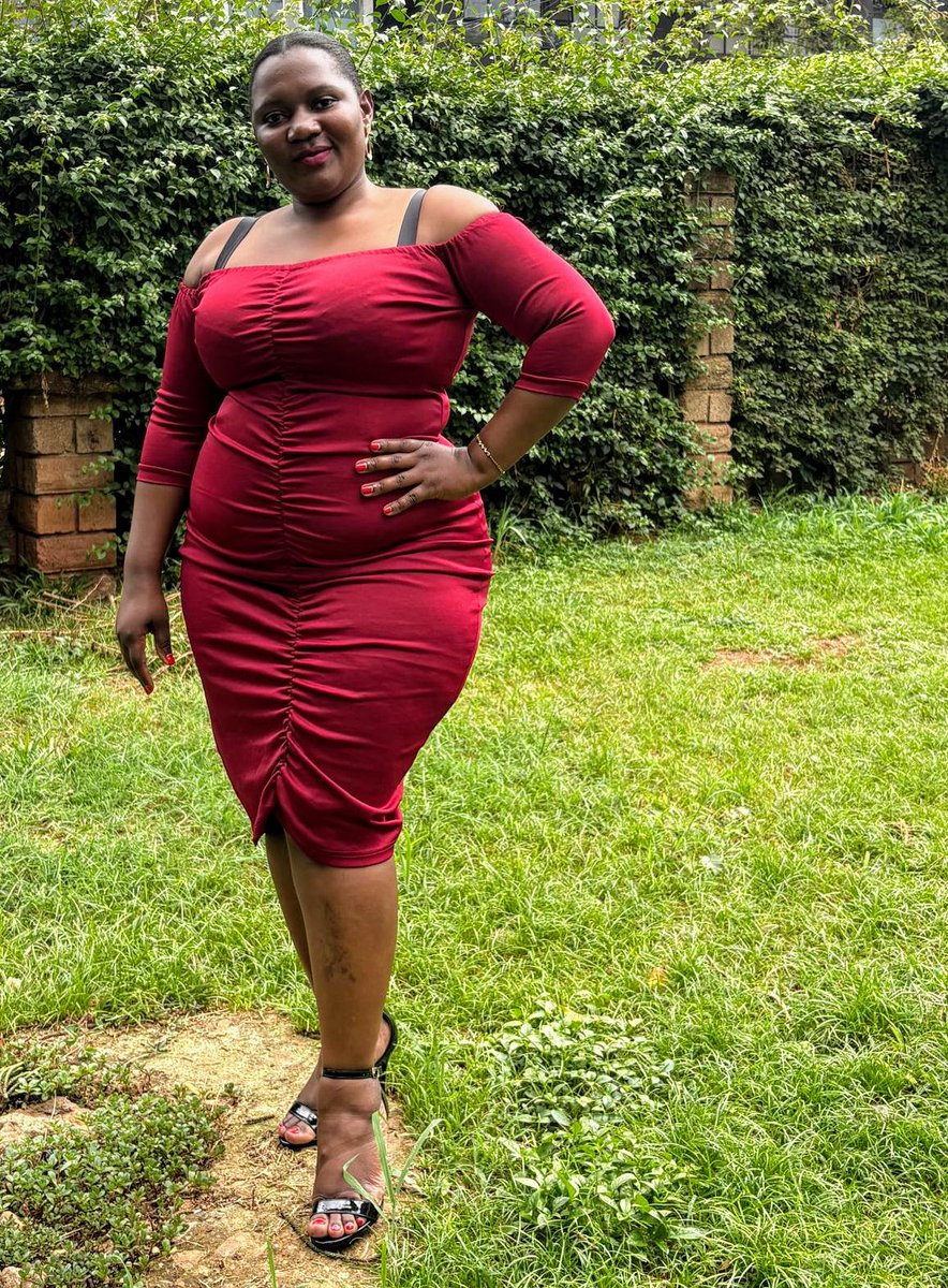 Nagujjaser6664's tweet photo. Guess who was born Today. The #CEOHerself. I have added another Year. Guess how Many now. Happy birthday to me. God's Grace and Love has been Sufficient. https://t.co/EOE19ySccp