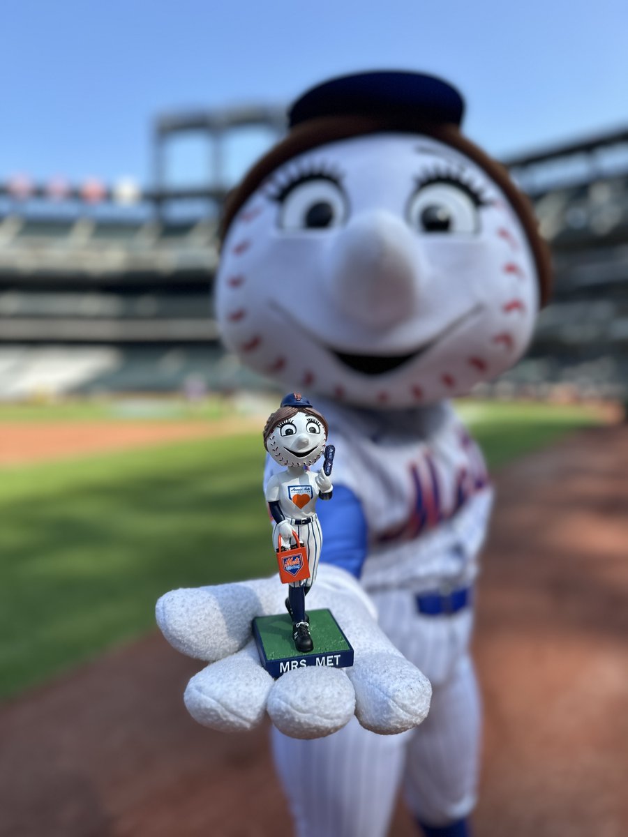 Mrs. Met (@mrsmet) on Twitter photo Join us on Wednesday, August 13, for Mets in the Community Night! The first 15,000 fans in attendance will receive this bobblehead of me giving back to the community! Presented by <a href="/newbalance/">New Balance</a>.
ποΈπ bit.ly/45h9Kg4 Join us on Wednesday, August 13, for Mets in the Community Night! The first 15,000 fans in attendance will receive this bobblehead of me giving back to the community! Presented by <a href="/newbalance/">New Balance</a>.
ποΈπ bit.ly/45h9Kg4