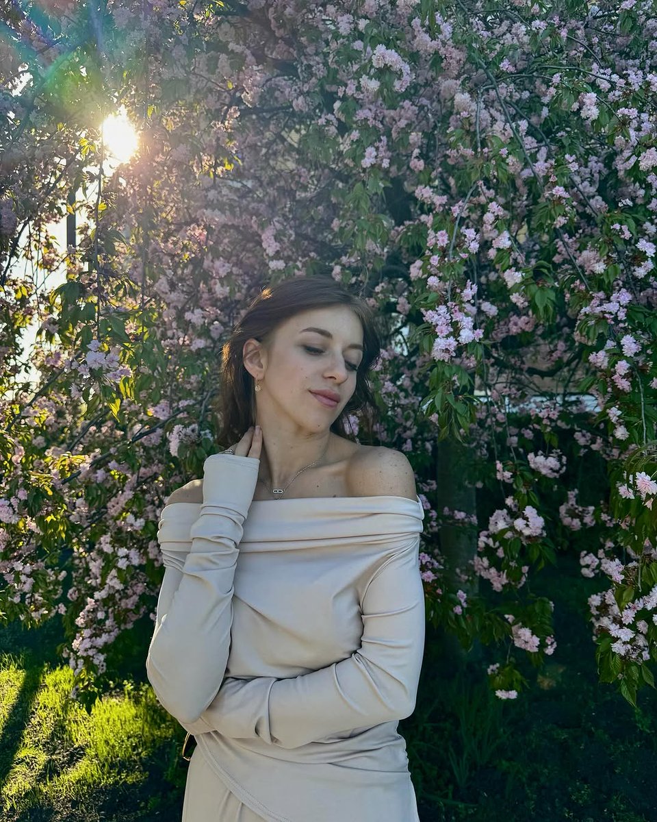 DharbendraRDemi's tweet image. #Flowerviewing #morninglight