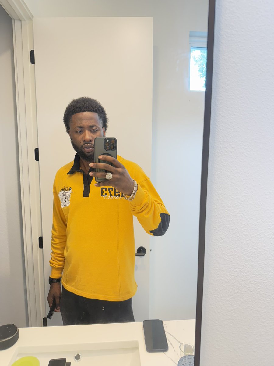 weloveebankroll's tweet photo. Whoop🍂 https://t.co/nu6W9ZQ2Xa
