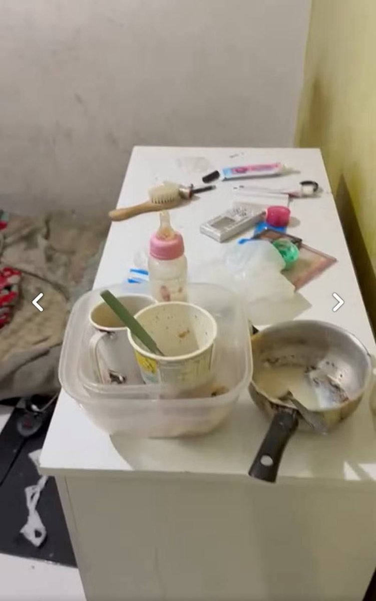 InformeRJO's tweet image. Vanuza Moura, de 23 anos foi presa em Realengo após deixar bebê de 8 meses, com irmãzinha de 5 anos para ir ao baile e o bebê morrer, a polícia esteve na casa e classificou como local insalubre