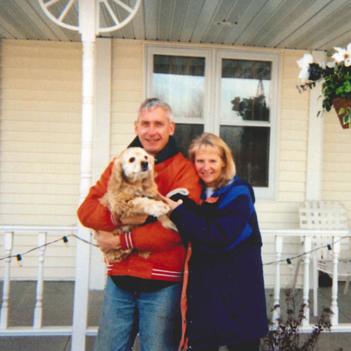 GovEvers's tweet image. Today, Kathy and I are celebrating our 53rd wedding anniversary!

We met in kindergarten, had our first date at junior prom, raised three kids and nine grandkids, and became governor and first lady.

Kathleen Frances, I’m just as crazy about you as I was 53 years ago!