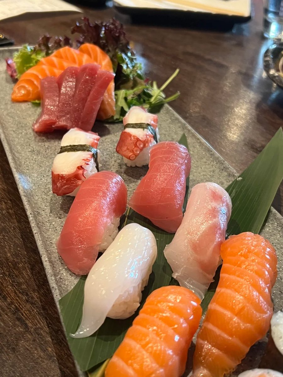 Lisa8945's tweet image. London Japanese food paradise 🍣 The food was eaten up within ten minutes of being served 🤤