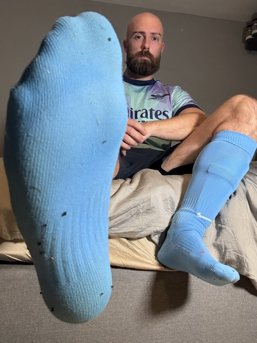 🤑🏧RT GAME 🏧🤑 

He loves to serve and I love to take😈 @mr_g_wms

10 MINUTES

£2 per like ❤
£2 per Retweet 🔄
£2 per comment 💬

3 COMMENTS MAX 💪