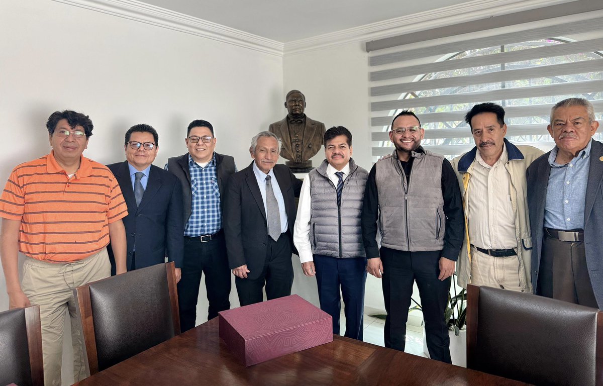 Con mis QQ HH de la Resp.: Log.: Pensamiento Liberal 13 #165.