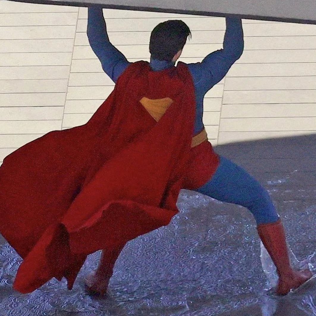 SchwayJohn's tweet photo. Superheroes are real https://t.co/QzdMmKW23H
