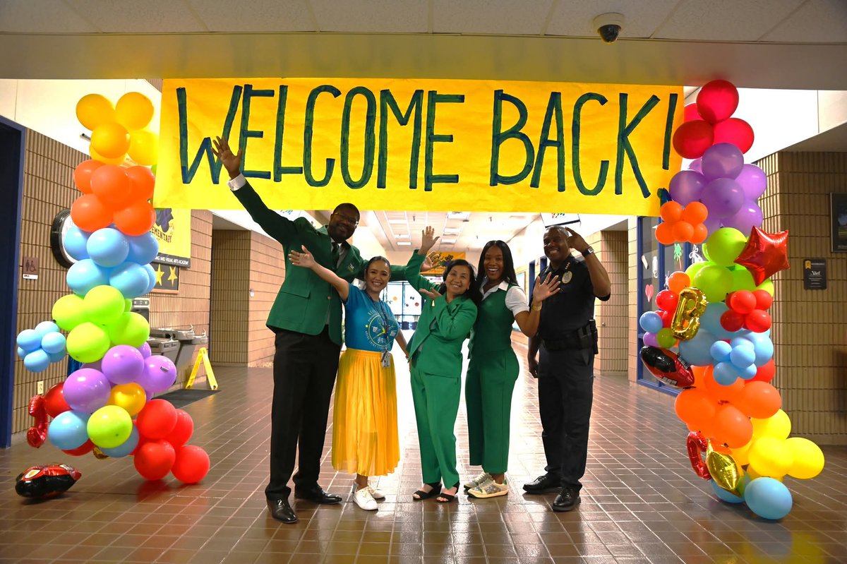 Rees Elementary (Performing & Visual Arts Academy) tweet media