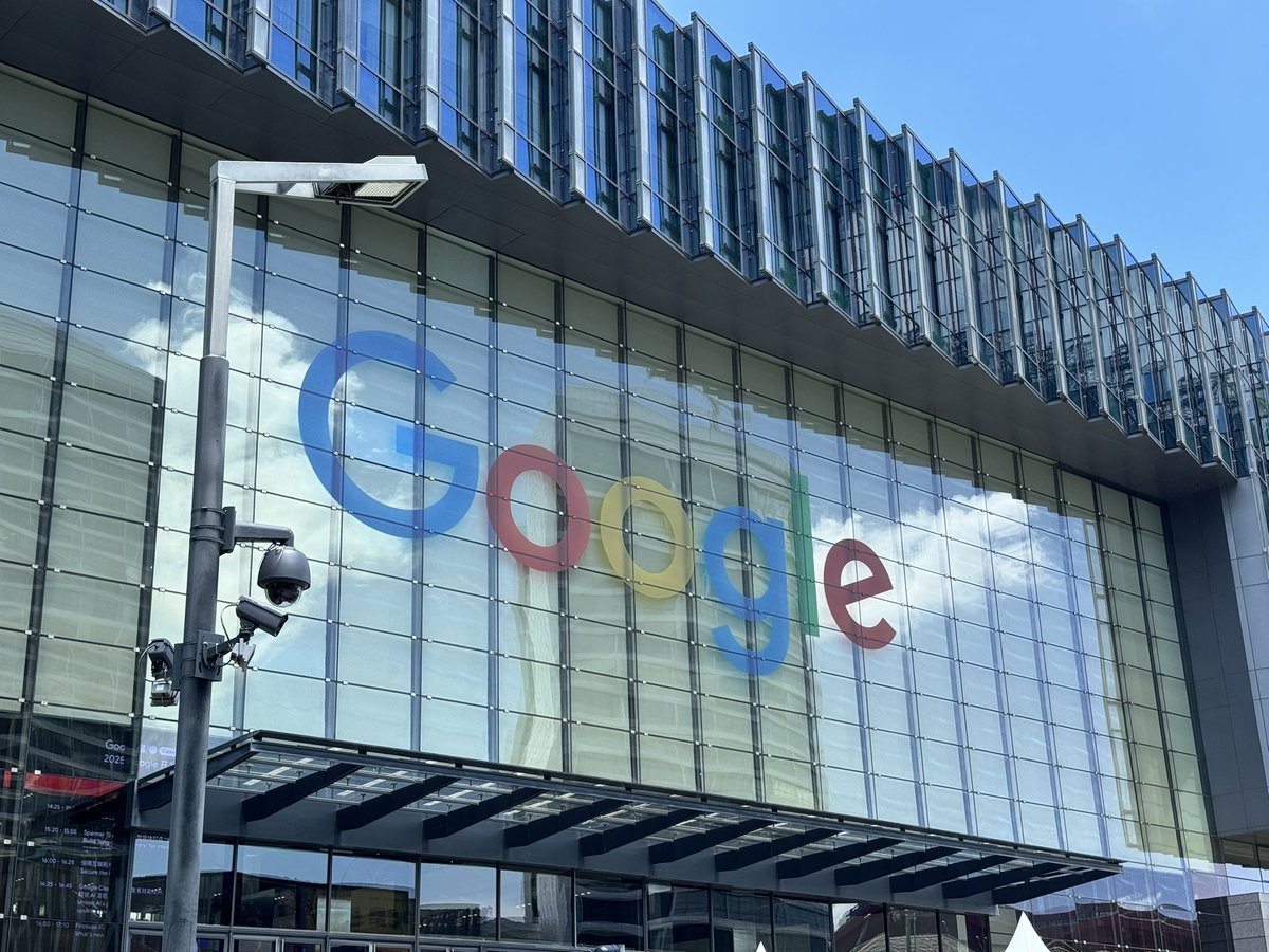 vanillaCitron's tweet photo. 已在会场 #GoogleIOConnect Shanghai https://t.co/0bU09cQCcz