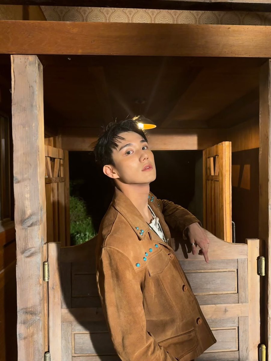 dinokuaci's tweet photo. to our superstar hwang intak,
#인탁_고생했어_잘했어
#AmazingArtistIntak
#BestPerformerIntak
#EveryColorOfIntak
#ThankYouHwangIntak
#INTAK #인탁
🤎 https://t.co/yb1Bxp2jNi