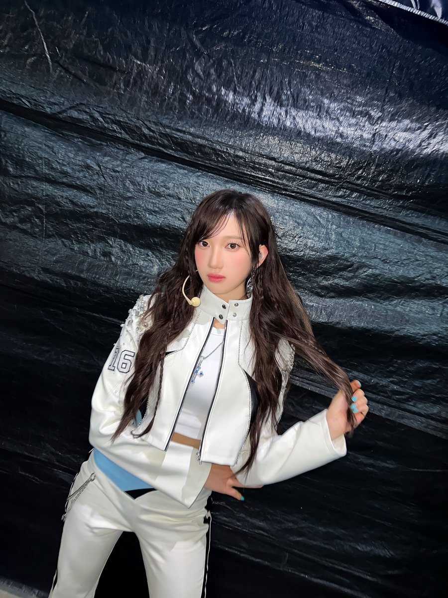 USPEER_official's tweet image. 𝕊𝕆𝔼𝔼💛

#USPEER #유스피어 
#SOEE #소이