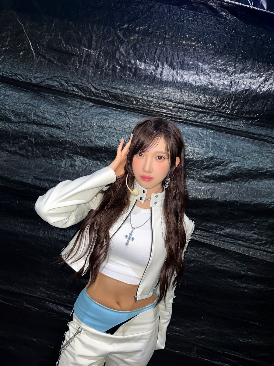 USPEER_official's tweet image. 𝕊𝕆𝔼𝔼💛

#USPEER #유스피어 
#SOEE #소이