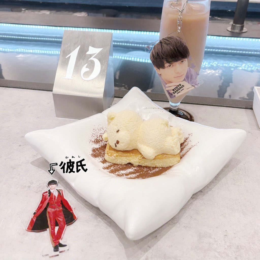 1人カフェ😠💘熊もさくまくんもかわいいね🧸