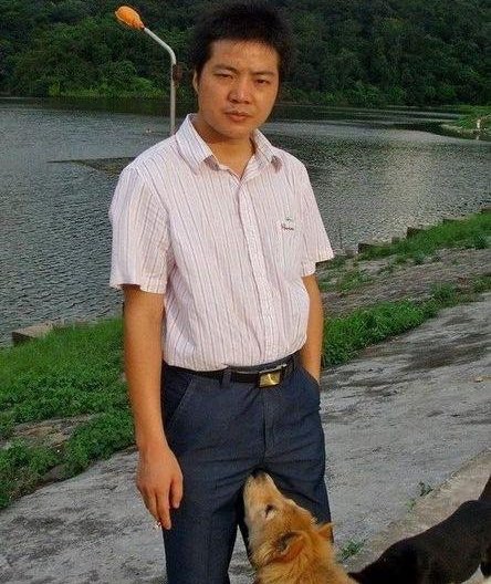 【チンパケしてたら近所の野良犬が股間から離れなくなった時の俺】