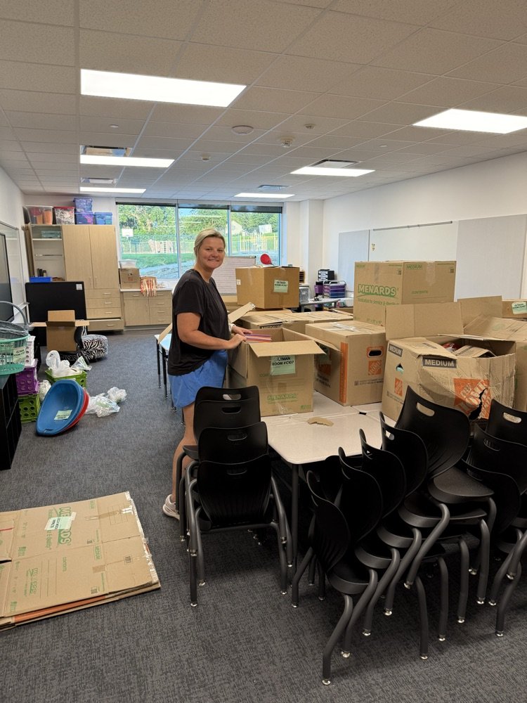 EFESSpoofhounds's tweet photo. All of our teachers have been working so hard to get ready for the new school year.  I couldn't be more proud of the hours they've already put in preparing and improving.  Amazing dedication, even sometimes without electricity! https://t.co/xiZemlVPEC