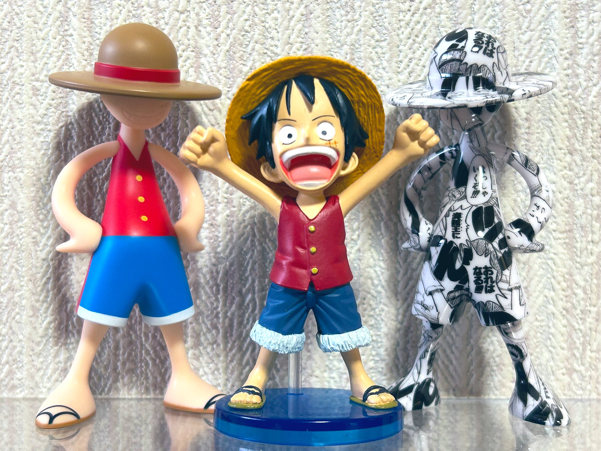 ワンピース ワールドコレクタブルフィギュア ケース付き　麦わらの一味　他 ONE PIECE 麦わらストア12周年記念 「ワールドコレクタブル