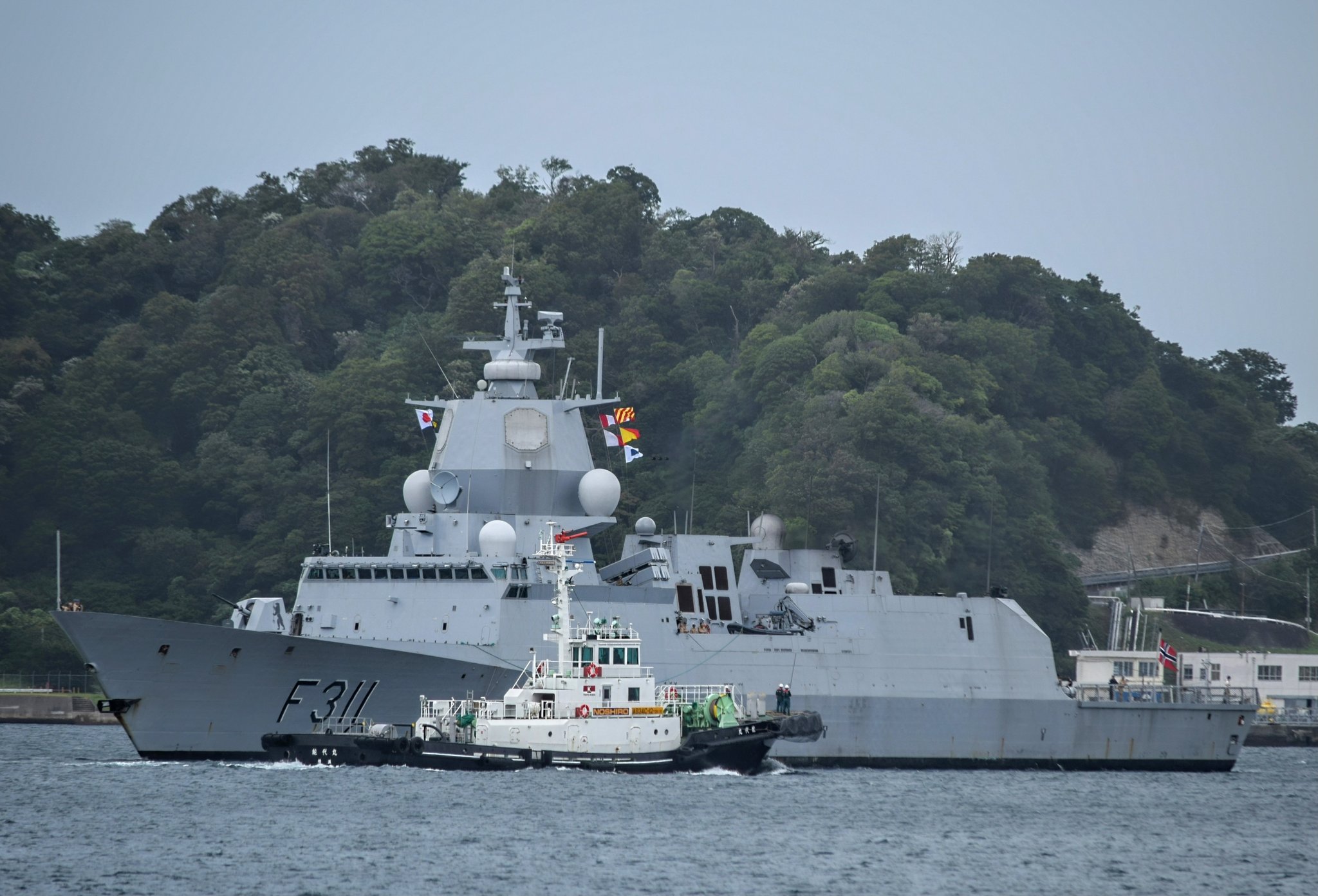 ノルウェー海軍 ロアールアムンセン 乗員用パッチ ノルウェー海軍フリゲート「ロアール・アムンセン」 東京国際