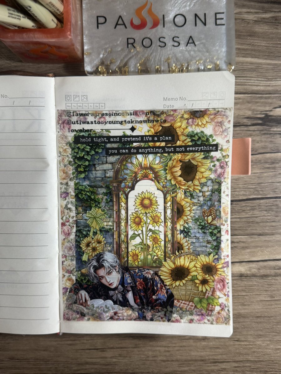 passionejournal's tweet image. #ScrapbookAddict #ScrapbookLayout #ScrapbookInspiration #JournalingLove #CreativeJournaling #StationeryAddict #SunflowerAesthetic #PaperCrafts #ArtJournalPage #PassioneRossaScrapbook